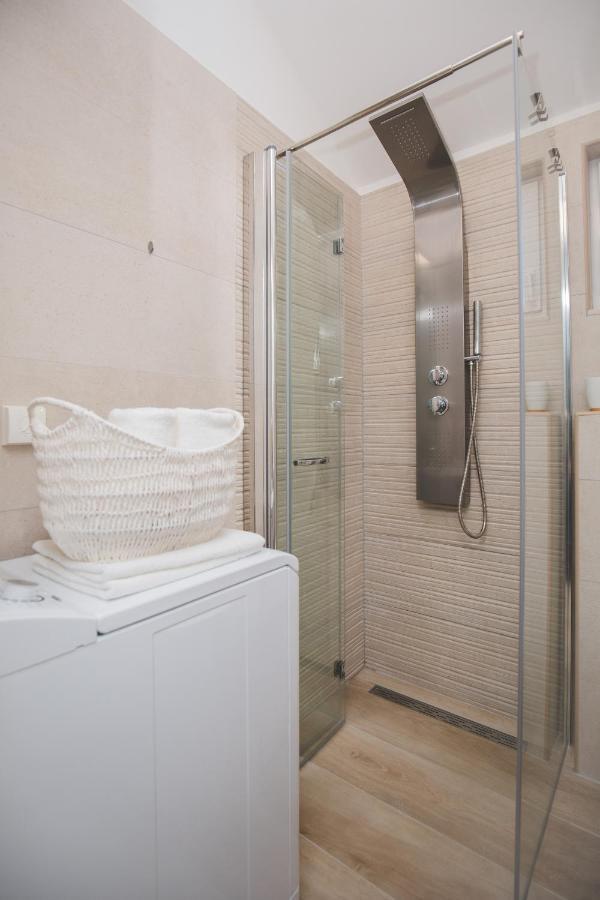Salsa Apartment Supetar Ngoại thất bức ảnh