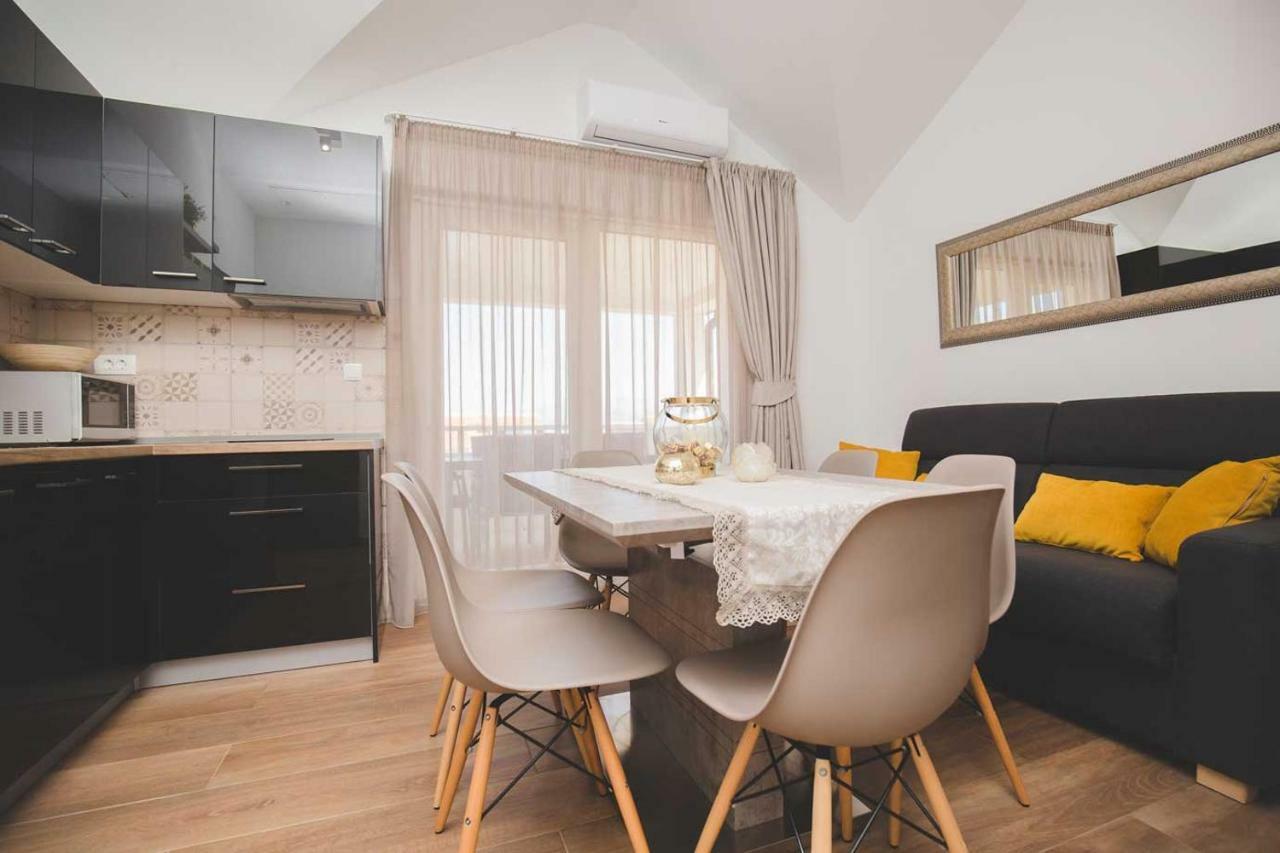 Salsa Apartment Supetar Ngoại thất bức ảnh