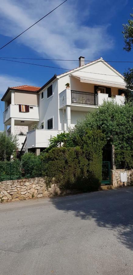 Salsa Apartment Supetar Ngoại thất bức ảnh